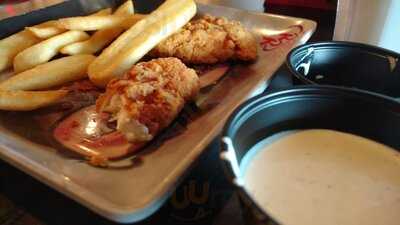 Red Robin America's Gourmet Burgers And Spirits