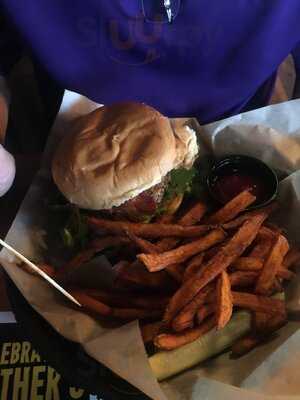 Crooked Pint Ale House