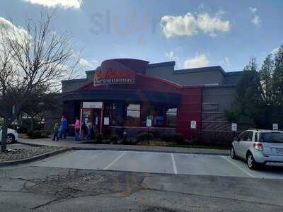 Red Robin Gourmet Burgers & Brews