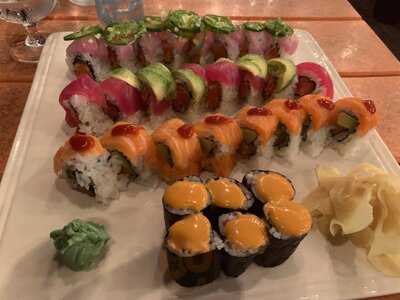Stingray Sushi Bar + Asian Grill