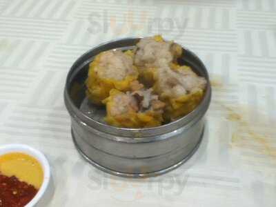 Full House Seafood Restaurant