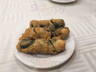 Full House Seafood Restaurant