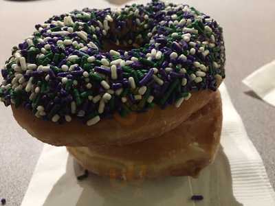 Poppy's Famous Donuts