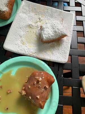Le Cafe Beignet