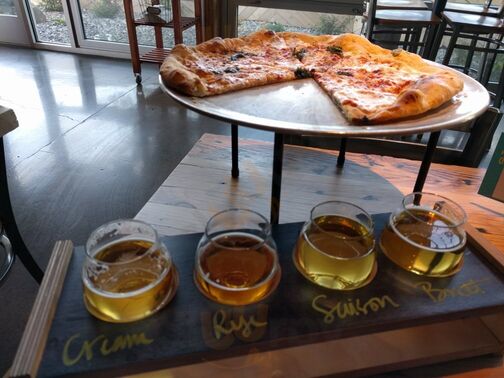 Mountains Walking Brewery & Pub