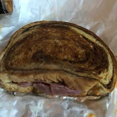 Malnar's Tap & Pizza