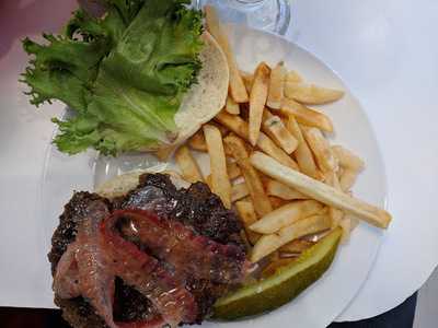 Baby's Burgers And Shakes