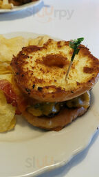 Baby's Burgers And Shakes