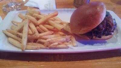 Applebee's Grill + Bar