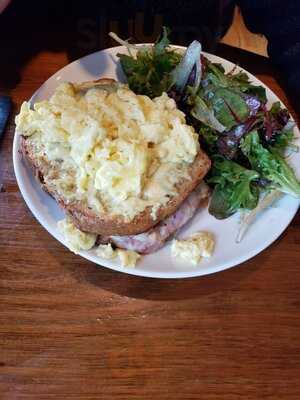 La Madeleine French Bakery