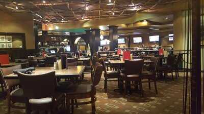 The Bay Bar And Grille