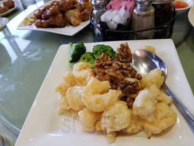 Golden Palace Chinese Restaurant