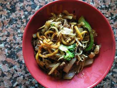 Chow Town Grill & Buffet