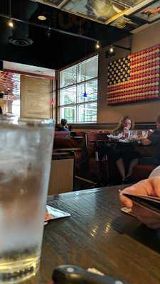 Red Robin Gourmet Burgers