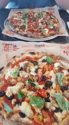 Blast 825 Pizza