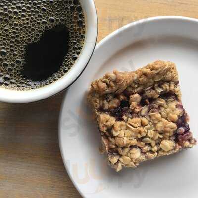 Daily Coffee & Eatery