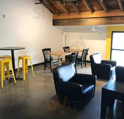 Daily Coffee & Eatery