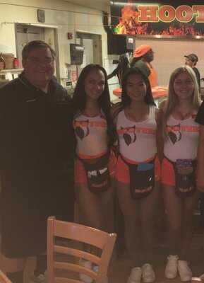 Hooters Of Gulfport