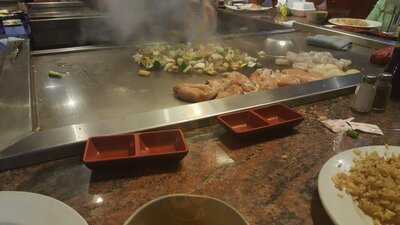 Hira's Steak And Sushi