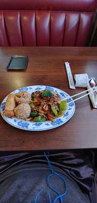 Golden Rice Chinese Restaurant