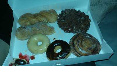 Daylight Donuts