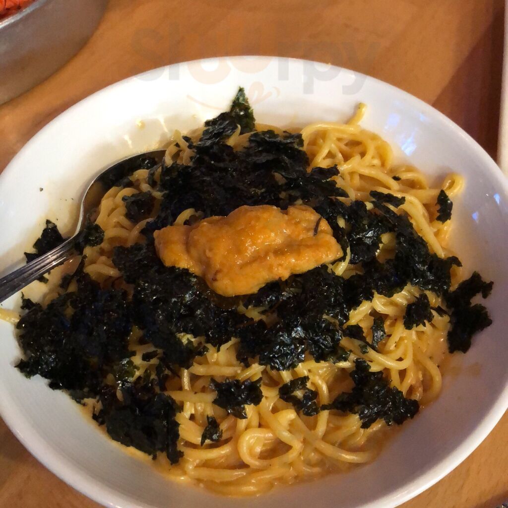 Emc Seafood & Raw Bar