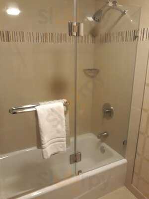 Golden Nugget Casino Hotel