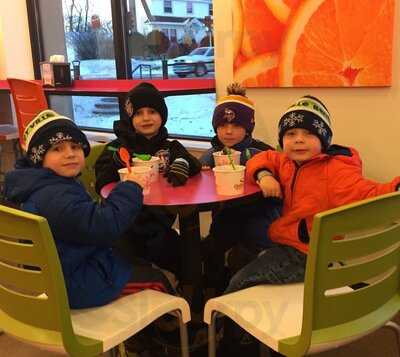 Chilly Billy's Frozen Yogurt