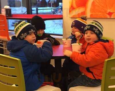 Chilly Billy's Frozen Yogurt