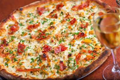 Amici's East Coast Pizzeria