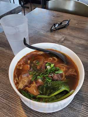 88 Beef Noodle