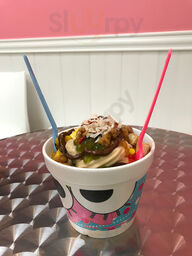 Sweet Frog Ice Cream And Yogurt