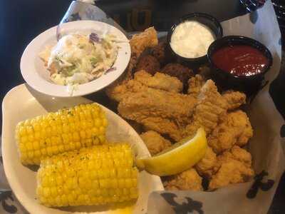 Barefoot Billy's Grill & Bar