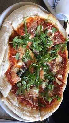 Azzurro Italian Oven & Bar