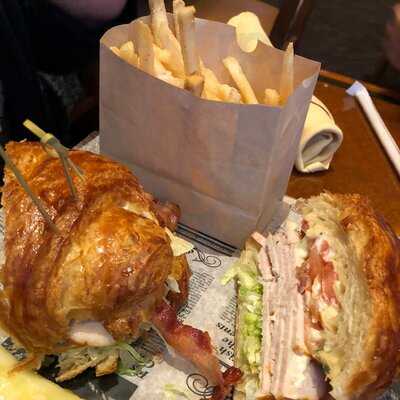 Texan Station Sports Bar & Grill