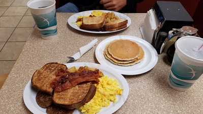 Roma's Breakfast & Pizzeria