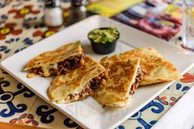 Morelias Mexican Bar & Grill