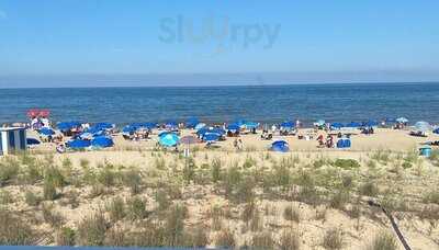 The Greene Turtle Sports Bar & Grille