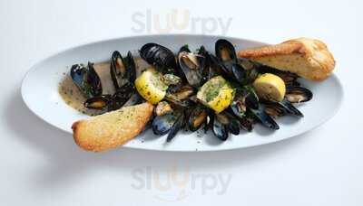 Trattoria E Pizzeria