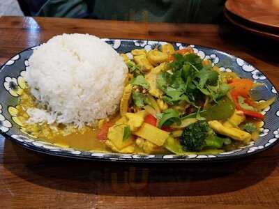 Hen Vietnamese Eatery