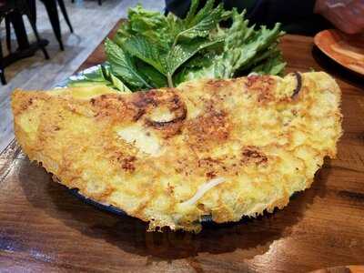 Hen Vietnamese Eatery