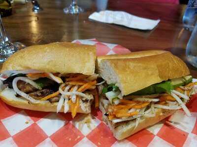 Hen Vietnamese Eatery