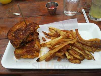 Boomerjack’s Grill & Bar