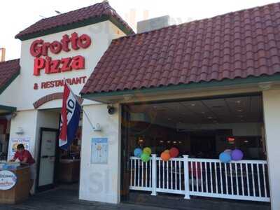 Grotto Pizza