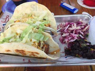 Lucy's Retired Surfers Bar & Restaurant