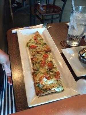 Ganache Cupcake Lounge