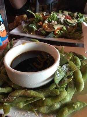 Ganache Cupcake Lounge