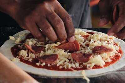 Pizzas By Marchelloni