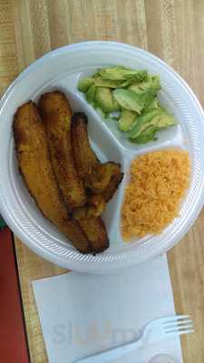 El Paisano Taqueria Y Pupuseria