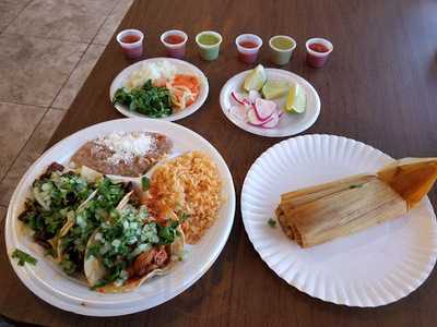 El Paisano Taqueria Y Pupuseria